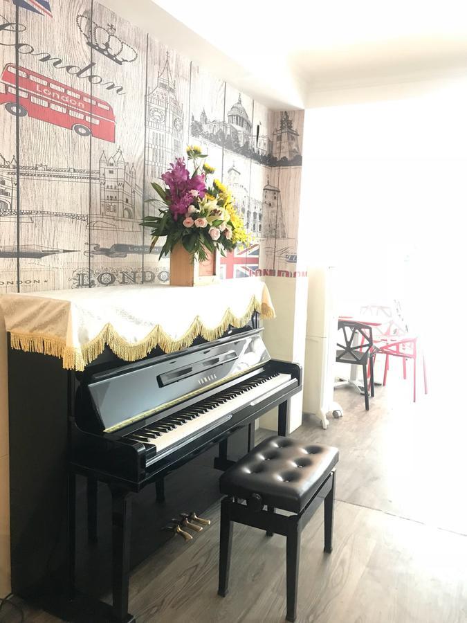 The Lily Hostel & Coffee Ho Chi Minh-stad Buitenkant foto