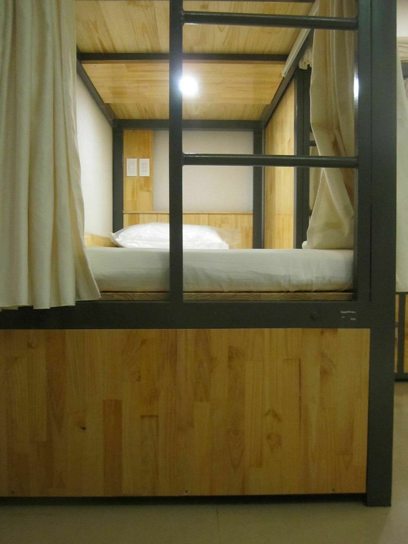 The Lily Hostel & Coffee Ho Chi Minh-stad Buitenkant foto